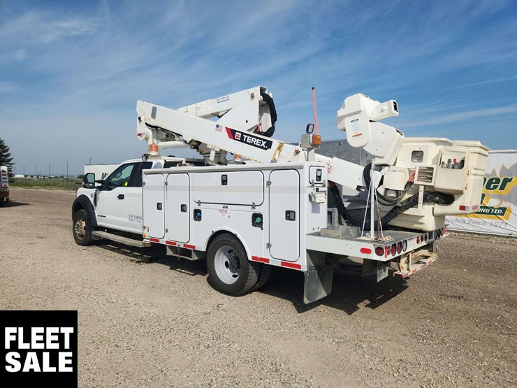 2020-ford-f550-image-3