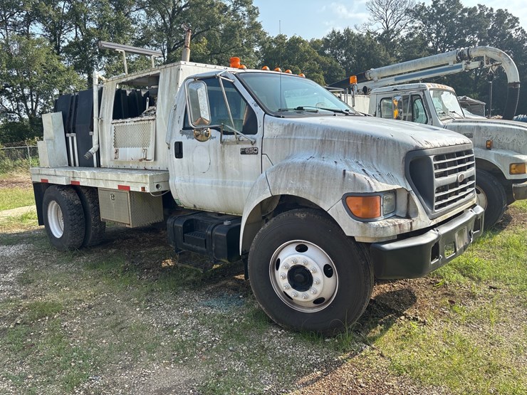2001-ford-f650-image-5