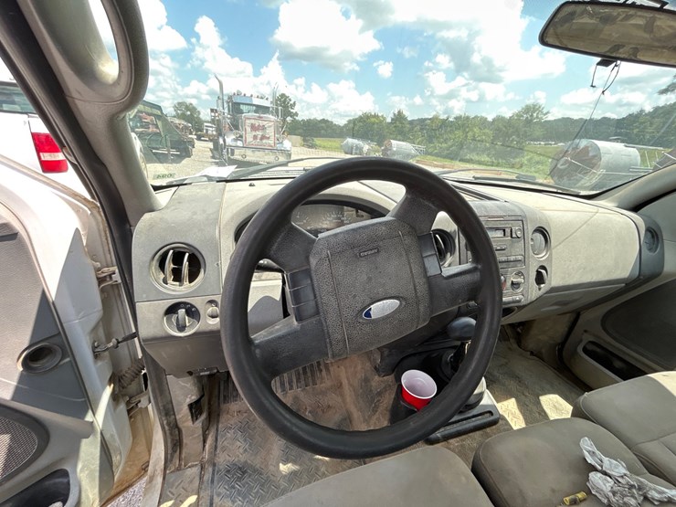 2006-ford-f150-image-13