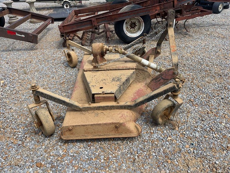 big-bee-72"-finishing-mower-image-2