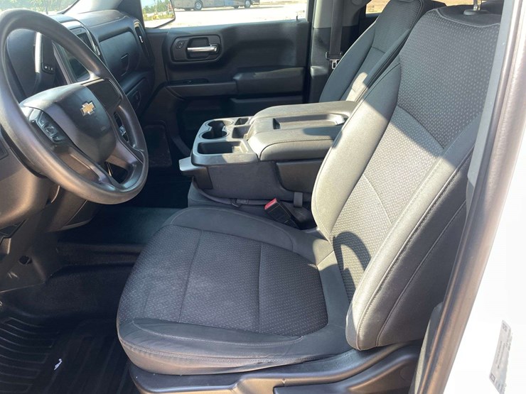2019-chevrolet-silverado-1500-image-10