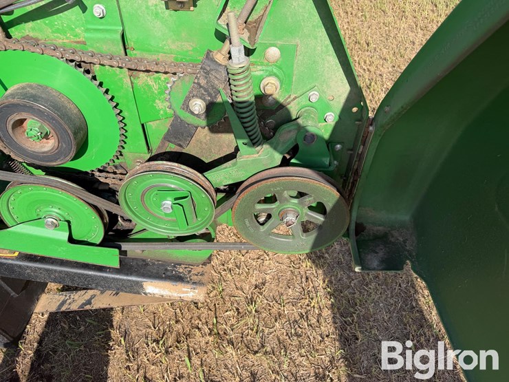 john-deere-630f-image-10