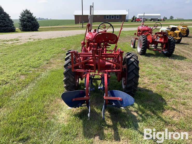mccormick-farmall-a-2wd-tractor-w/plow-no.-87-image-6