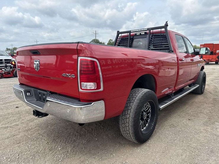 2018-dodge-3500-image-3