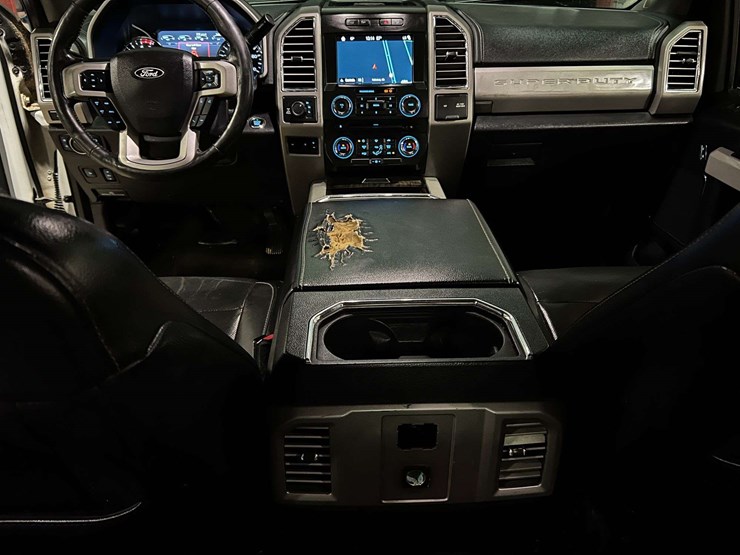 2017-ford-f250-lariat-image-47
