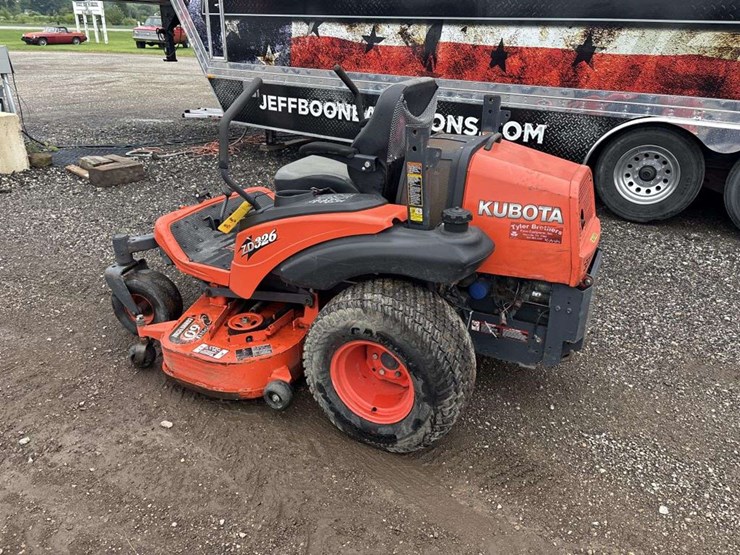 kubota-zd326-image-2
