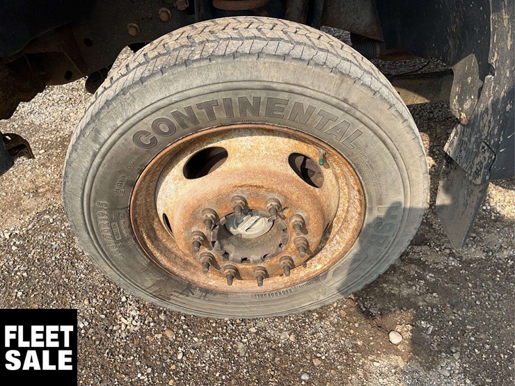 2012-ford-f550-image-10