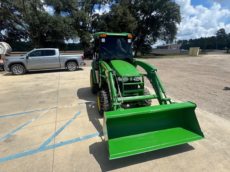john-deere-3520-image-18