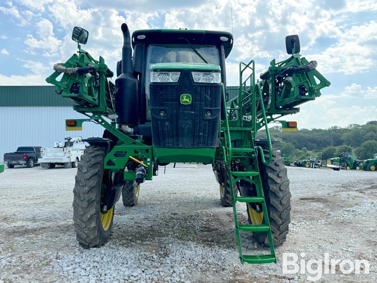 2020-john-deere-r4038-image-2