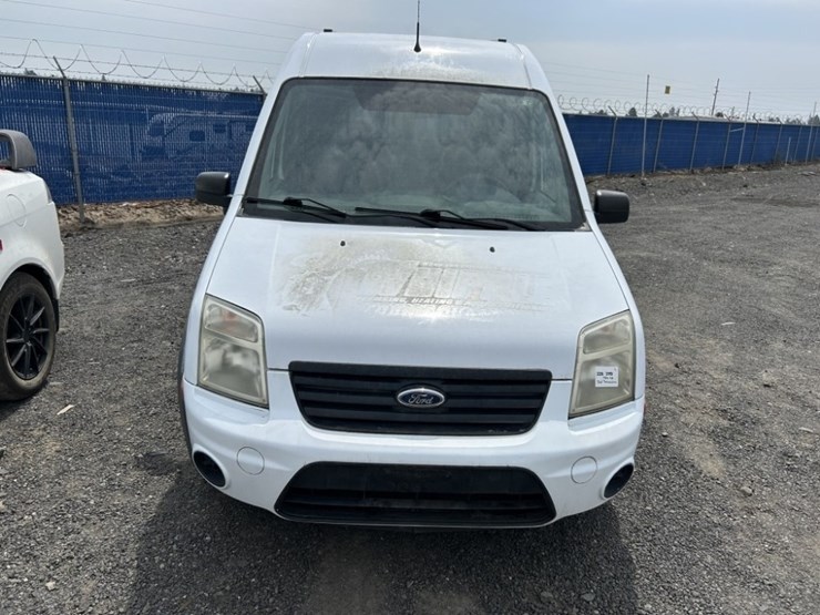 2010-ford-transit-connect-image-8