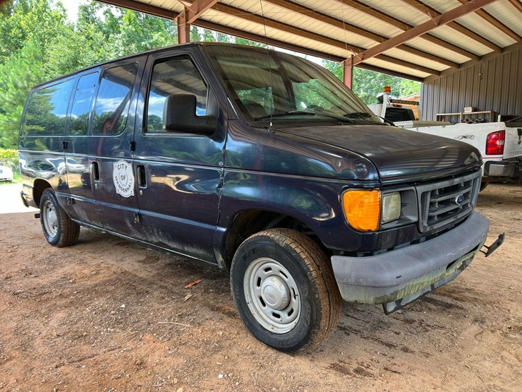 2006-ford-e150-image-4