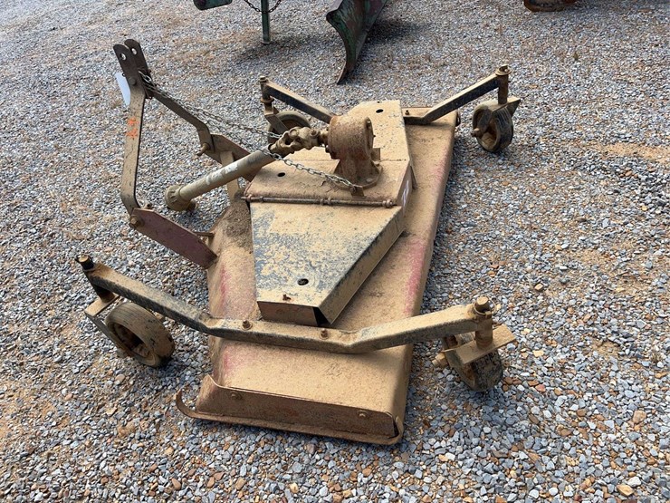 big-bee-72"-finishing-mower-image-4