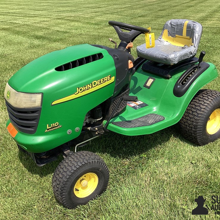 2003 JOHN DEERE L110A