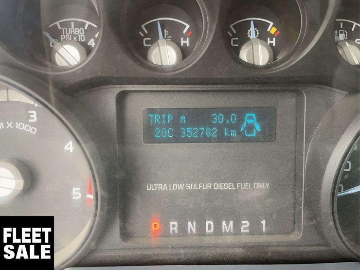 2015-ford-f550-image-23