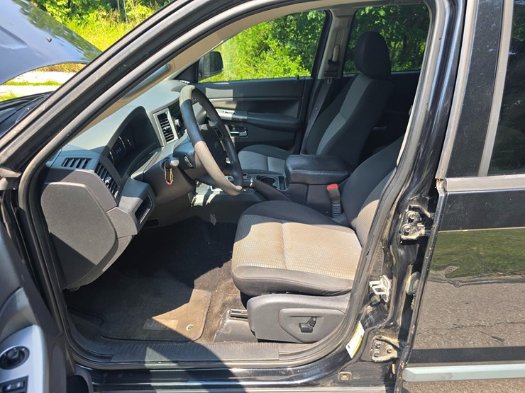 2009-jeep-grand-cherokee-image-30