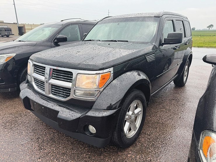 2009-dodge-nitro-slt-image-1