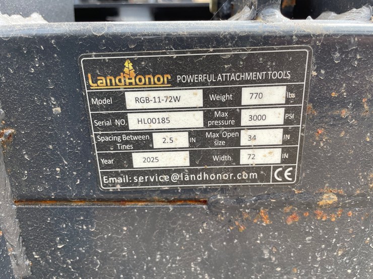 #9786-•-landhonor-72"-heavy-duty-rock-grapple-bucket-attachment-image-11