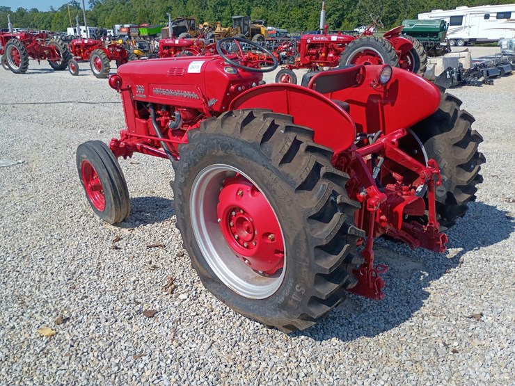 1955-international-300-image-3