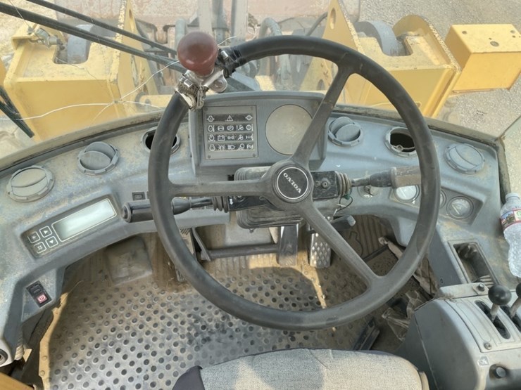 1998-volvo-l120c-image-17