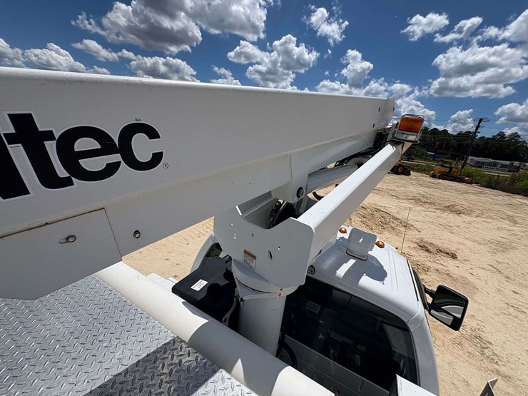 2012-altec-at200a-image-43