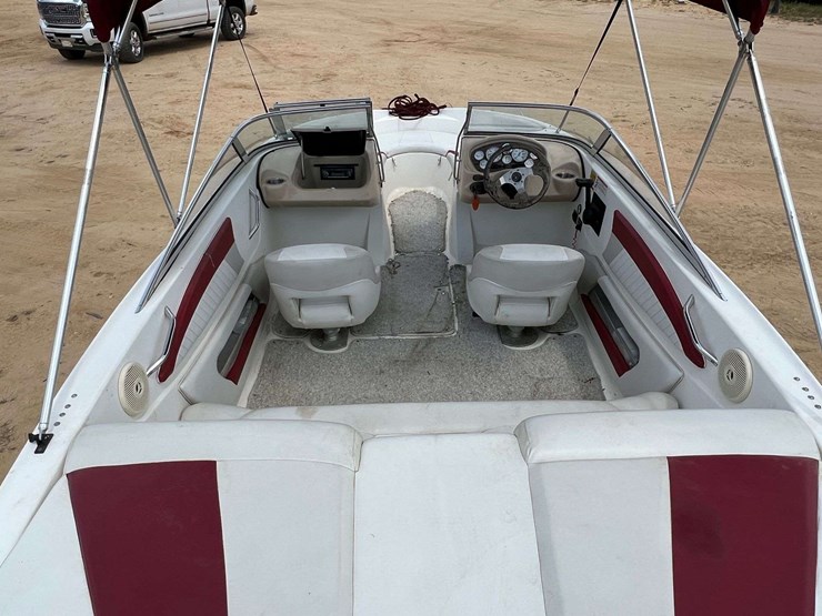 2007-glastron-gt-205-bowrider-boat-w/-volvo-penta-5.0l-v8-&-volvo-penta-sx-a-stern-drive-image-39
