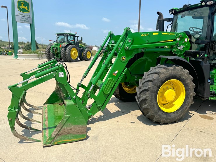 2023-john-deere-6r-155-image-9