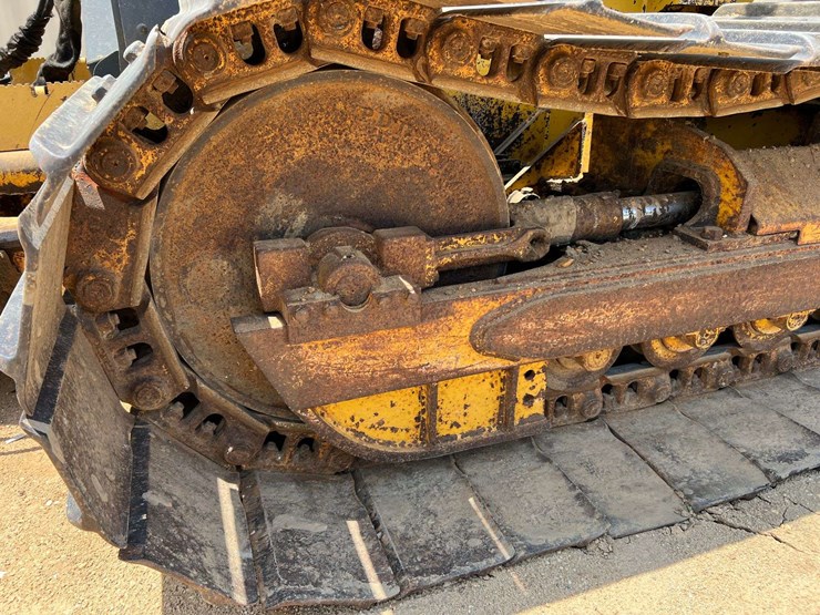 2007-deere-650j-lgp-image-17