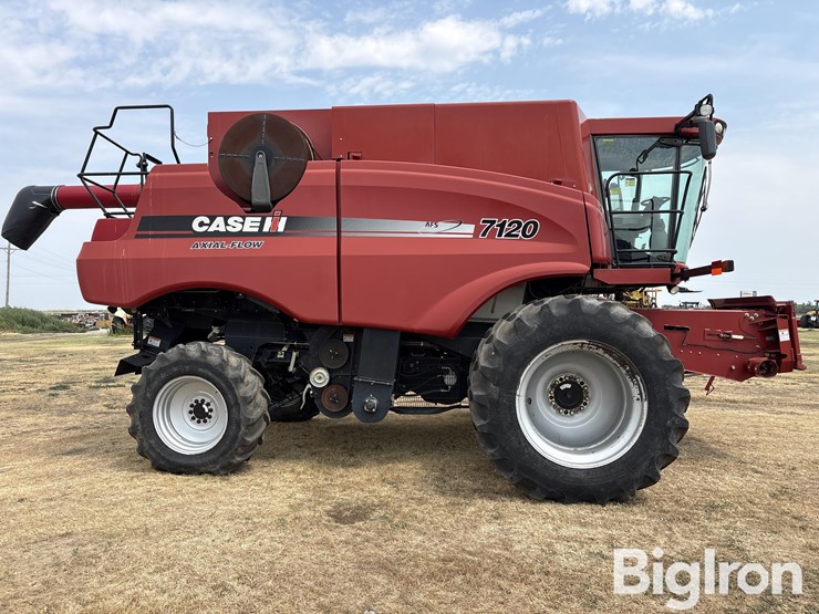 2011-case-ih-7120-image-8