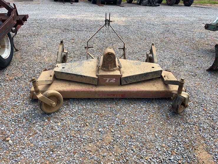 big-bee-72"-finishing-mower-image-3