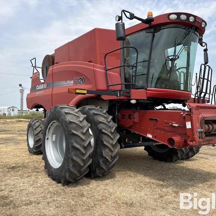2011 CASE IH 7120