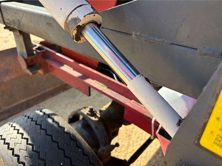 massey-ferguson-1010-image-19