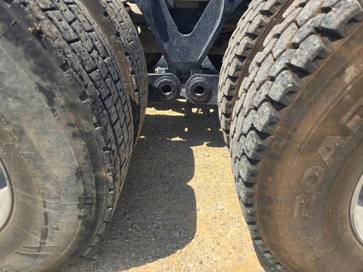 2019-kenworth-t880-image-102
