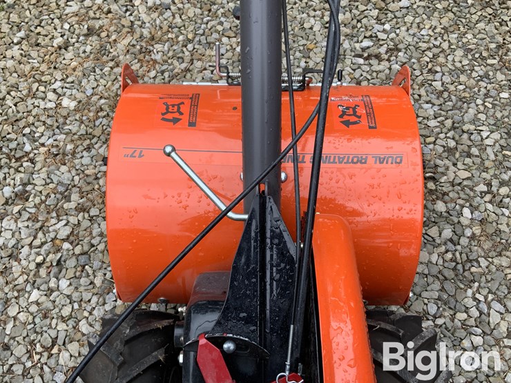 2016-husqvarna-drt900-160cc-17"-rear-tine-tiller-image-19
