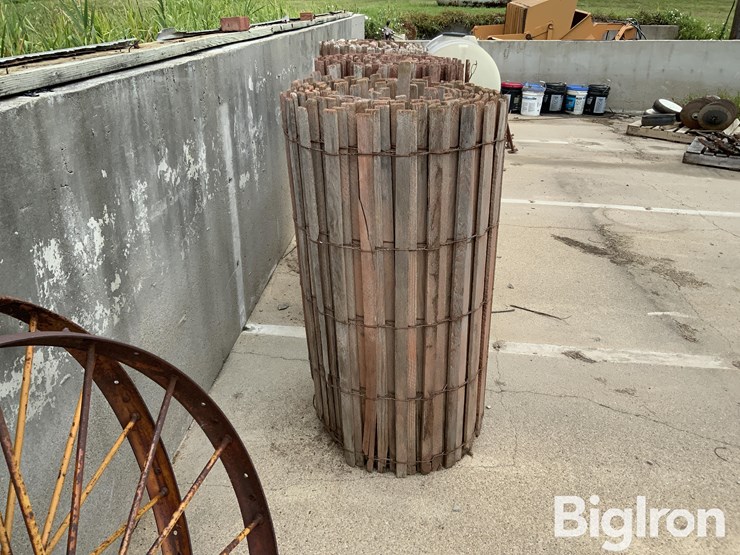 48"-x-25'-rolls-of-snow-fence-image-4