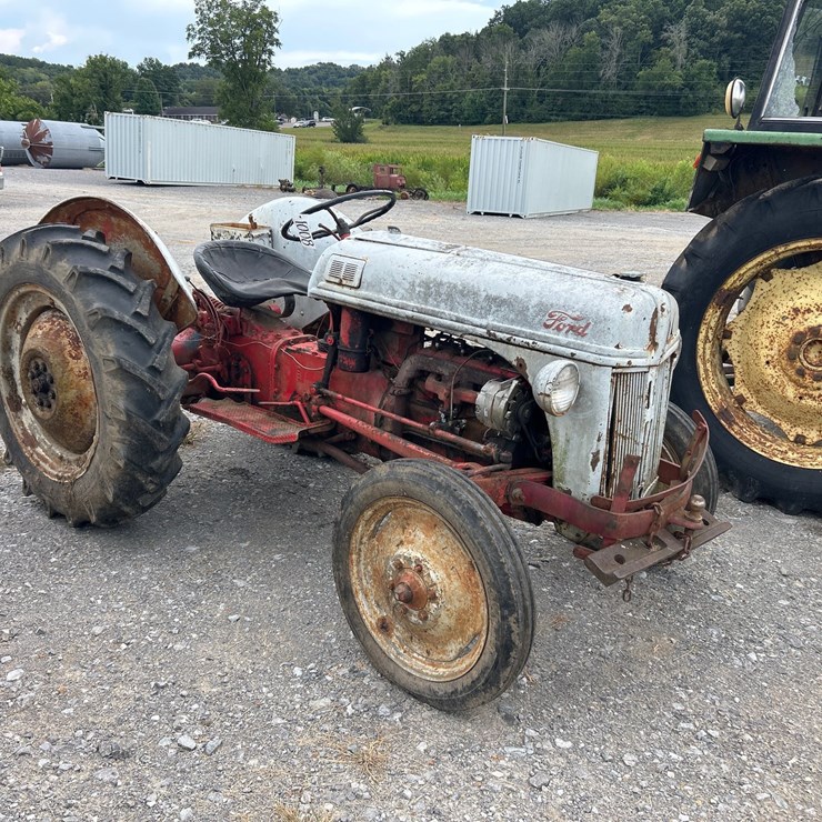 FORD 8N