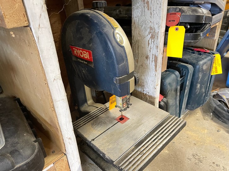 #10168-•-ryobi-9"-bandsaw-image-1