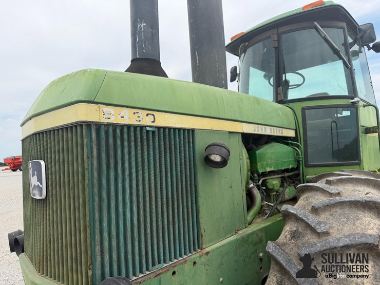 john-deere-8430-image-10