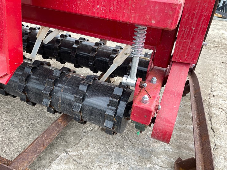 #9794-•-agt-no-till-seeder-attachment-image-10