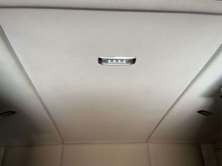 2022-kenworth-t680-image-31