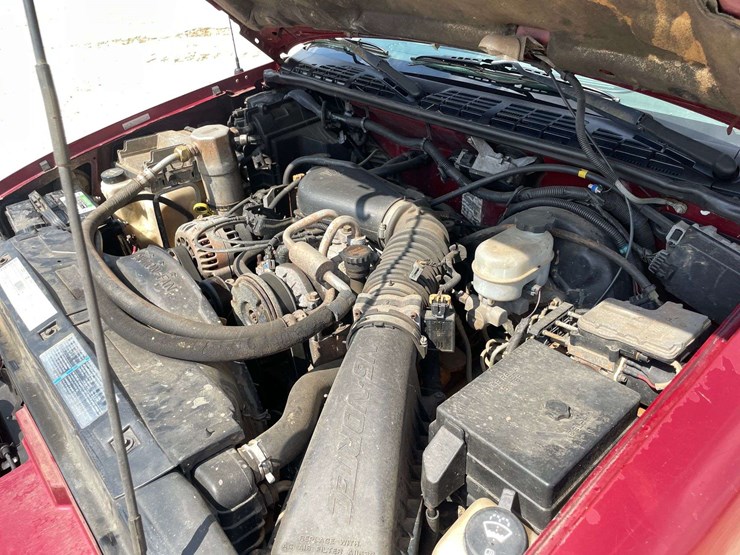 2002-chevrolet-s10-image-7