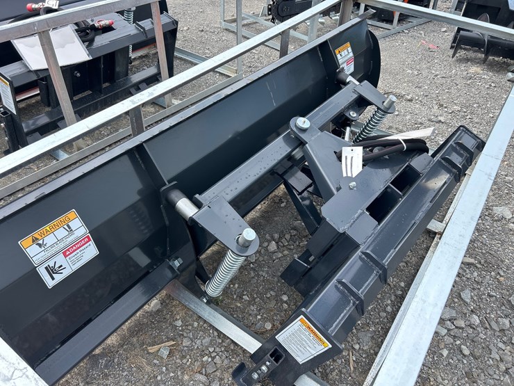 #16-•-84”-hydraulic-skid-steer-blade-image-4