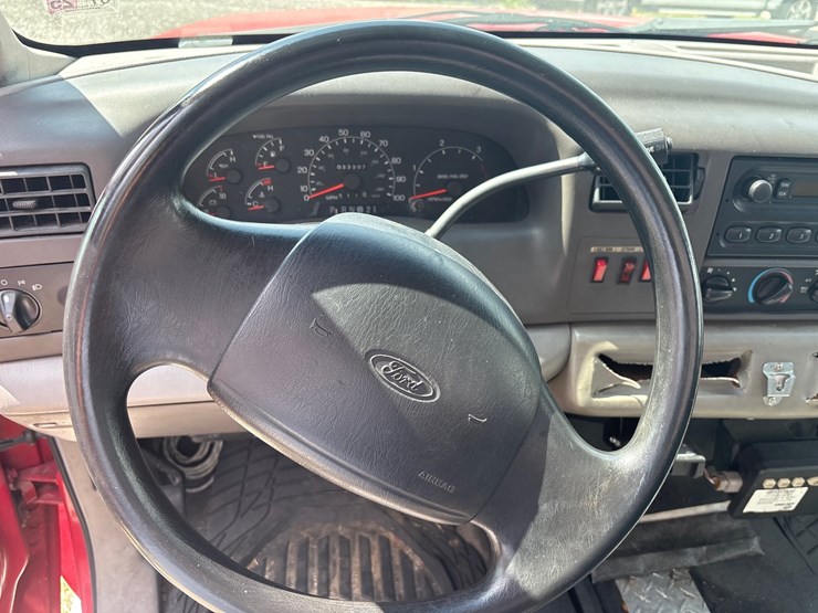2001-ford-f550-image-10
