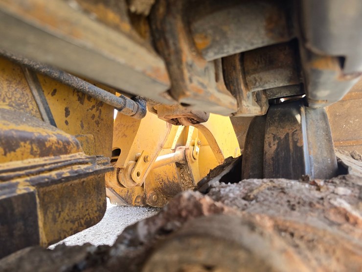 caterpillar-953d-image-53