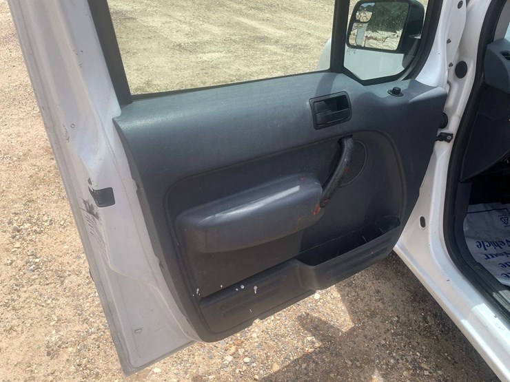 2011-ford-transit-connect-image-9