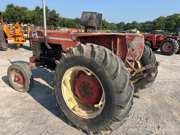 massey-ferguson-165-image-7