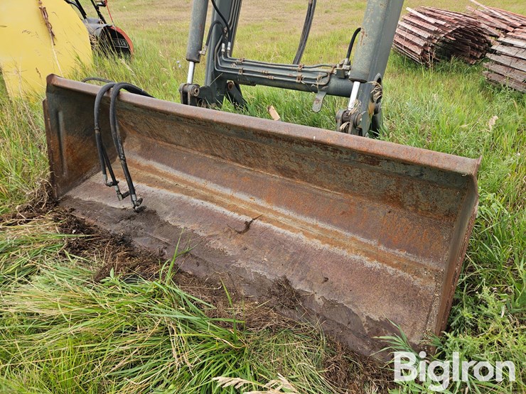 new-holland-8670-image-9