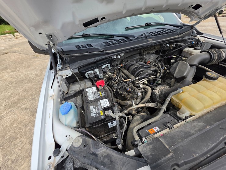 2020-ford-f150-image-24