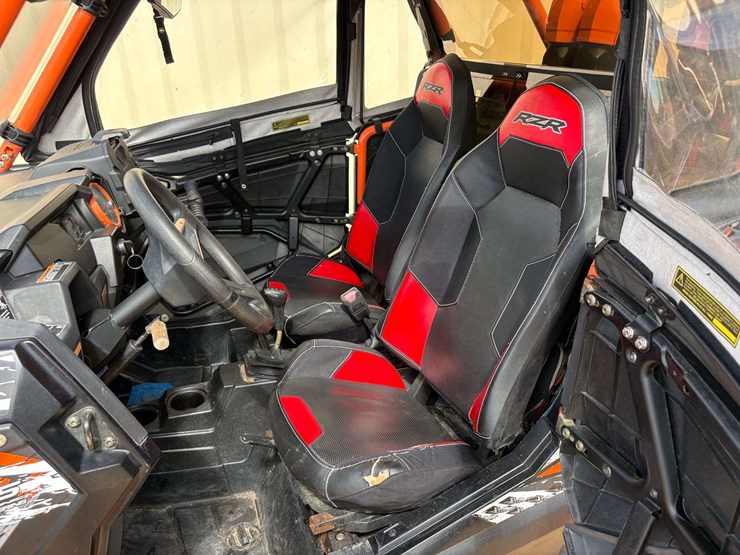 2015-polaris-razor-1,000xp-*high-lifter-edition*-(384-hours)-image-13