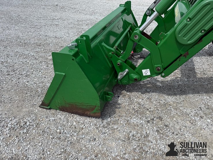 2016-john-deere-6130r-image-9