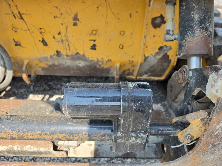 2016-caterpillar-289d-image-58